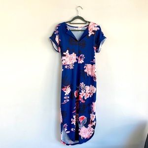 Floral short sleeve casual dress midi v-neck. Excellent condition. Never worn.